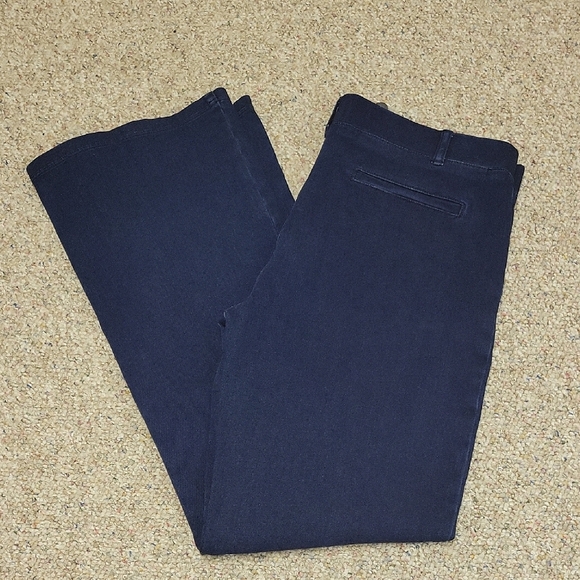 Betabrand Women's Dark Blue Stretch Jeans Sz XL. NWOT. - Picture 1 of 4